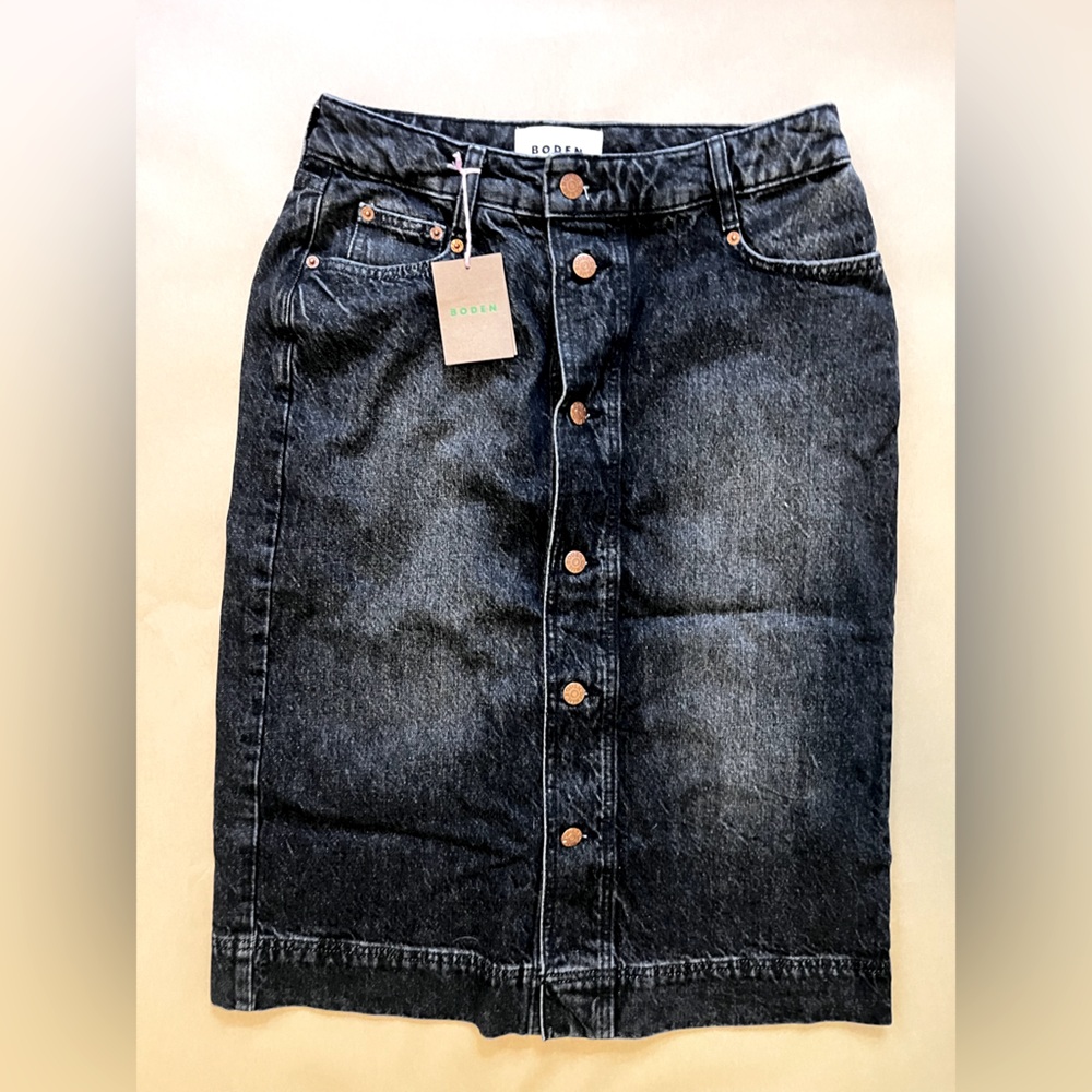 Boden button denim skirt size 8 petite